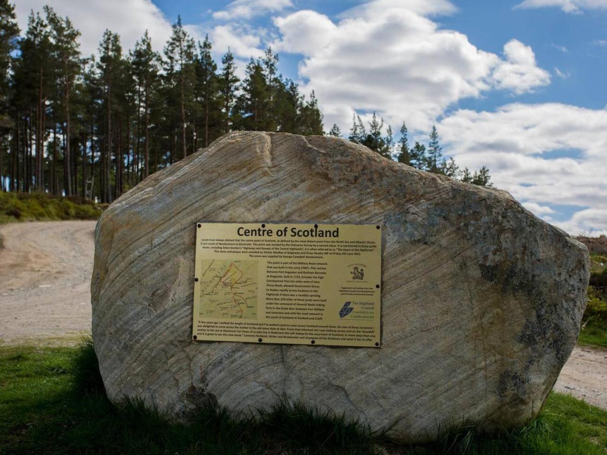 Вилла Spectacular Mountain View Ecopod Ньютонмор Экстерьер фото