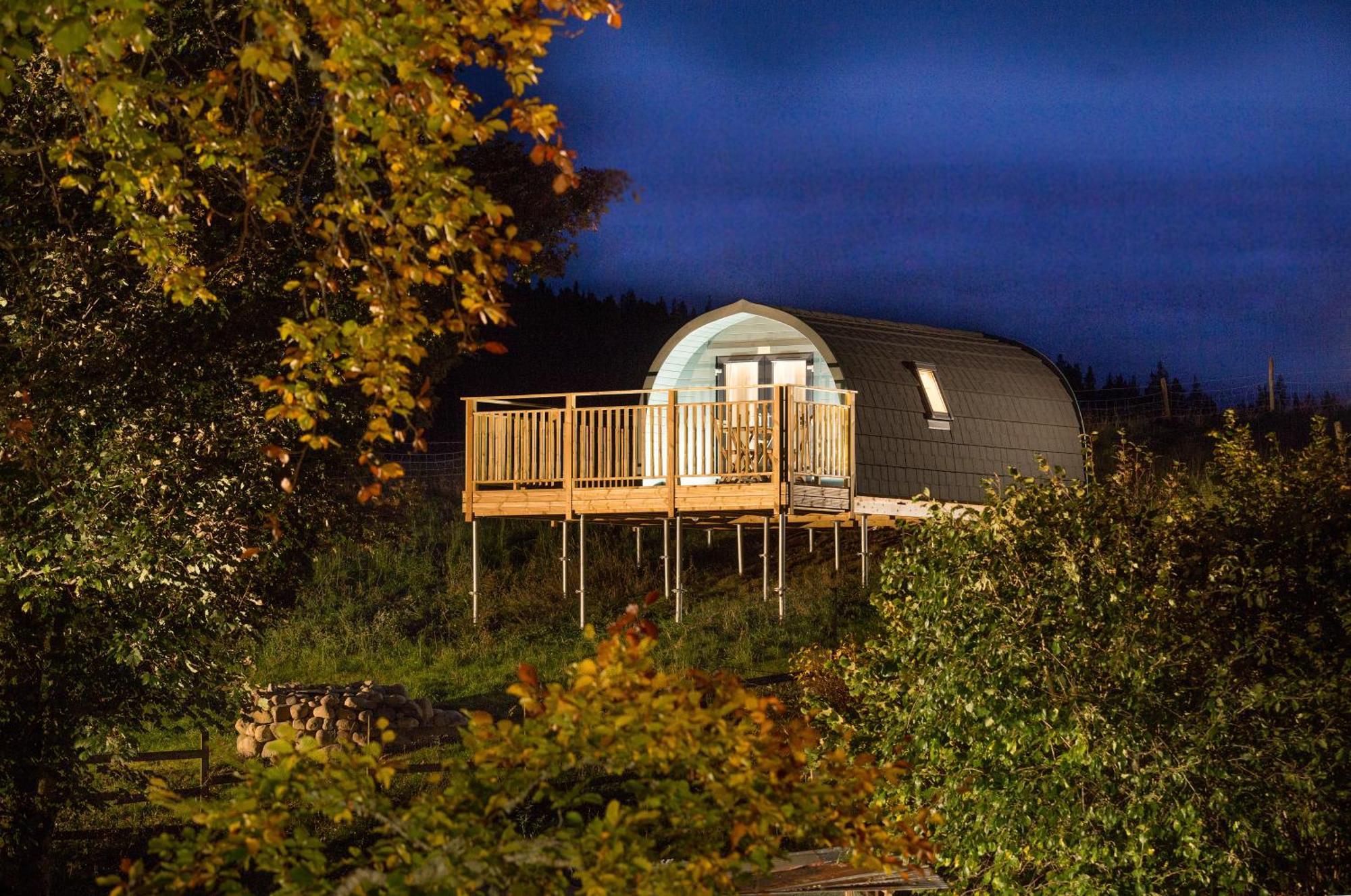 Вилла Spectacular Mountain View Ecopod Ньютонмор Экстерьер фото